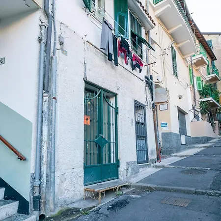 Guesthost - Salita San Bernardo Flat